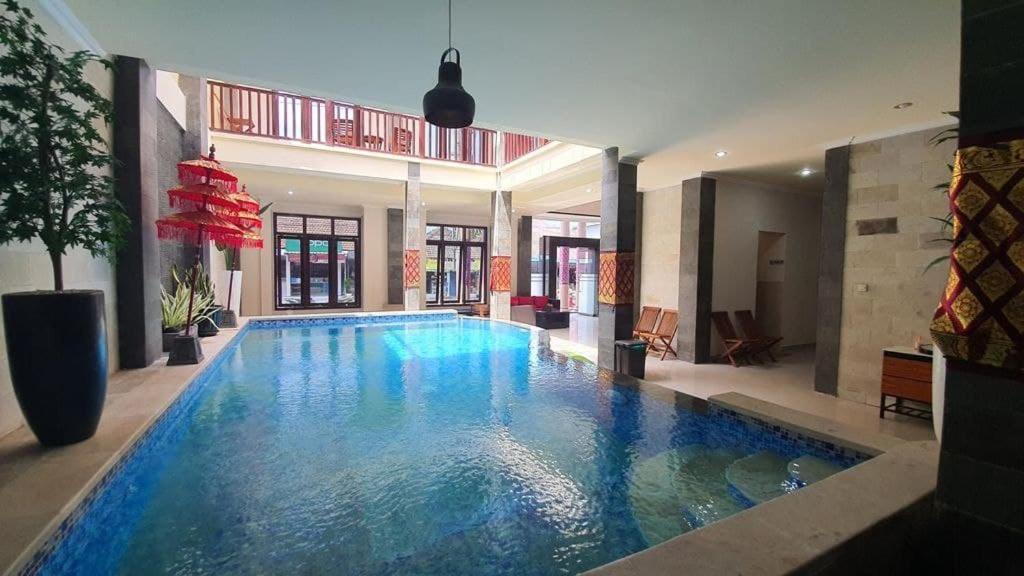 Grand Puri Hotel Batununggul Экстерьер фото